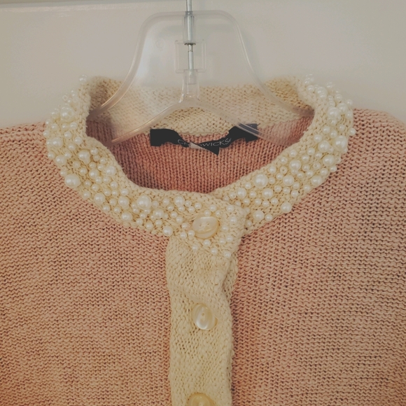 ❌️SOLD❌️ Chadwicks Pink & Cream Pearl Cardigan Small - Picture 4 of 11